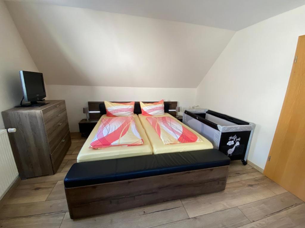 Ferienwohnung Bergblick Jena Luaran gambar